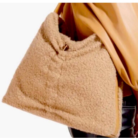 STAUD FELIX SHERPA TOTE TAN TEXTURED HANDBAG COZY STYLE GREAT FALL STYLING